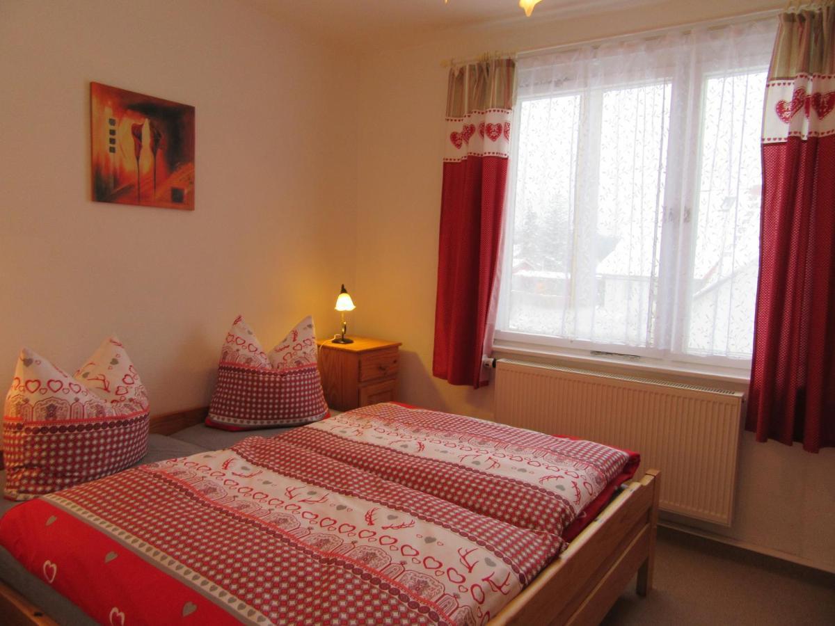 Ferienwohnung Haus Hasenmüller Schmiedefeld am Rennsteig Exterior foto